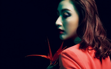 美女张俪写真桌面壁纸