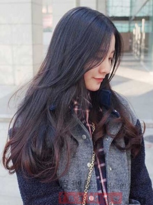 韩式长发烫发发型 迷人时尚还美丽