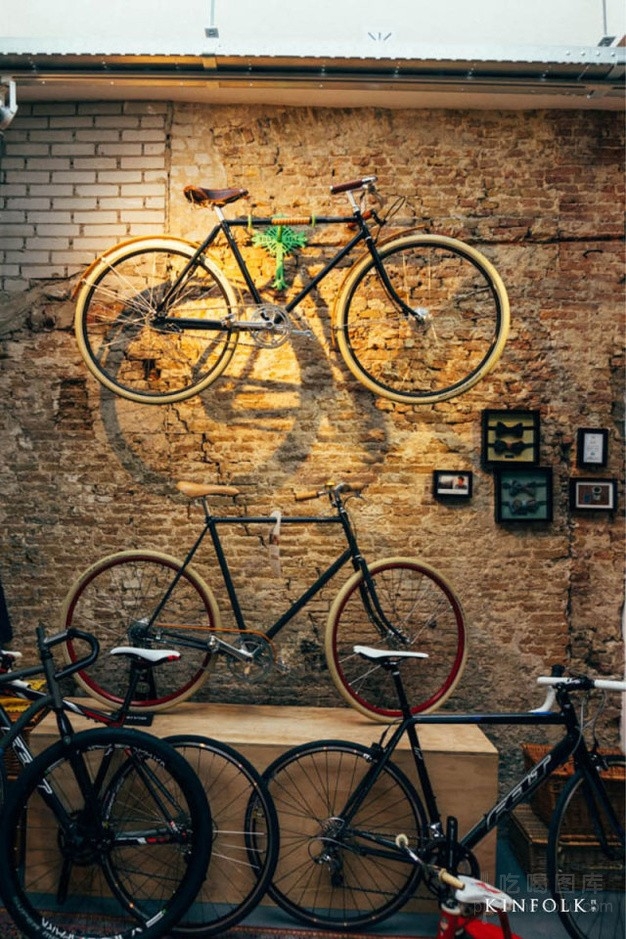LOLA BIKE CAFE：一间自行车主题的咖啡店