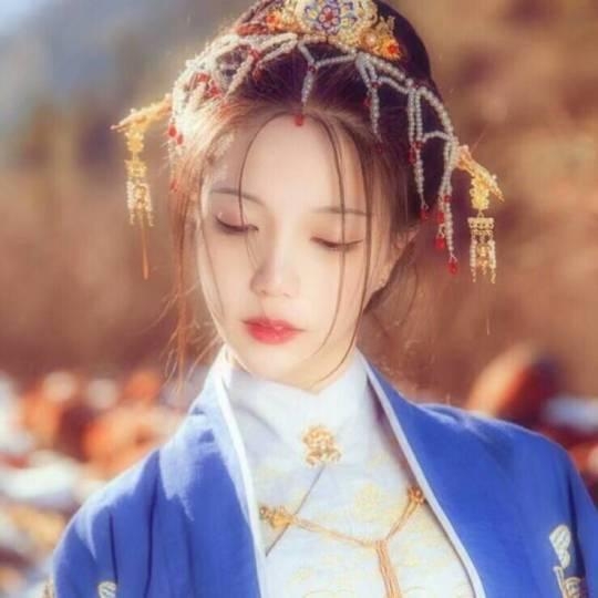 感情什么的真的很影响大哥行走江湖 {头像}