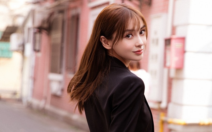 angelababy时尚街拍桌面壁纸