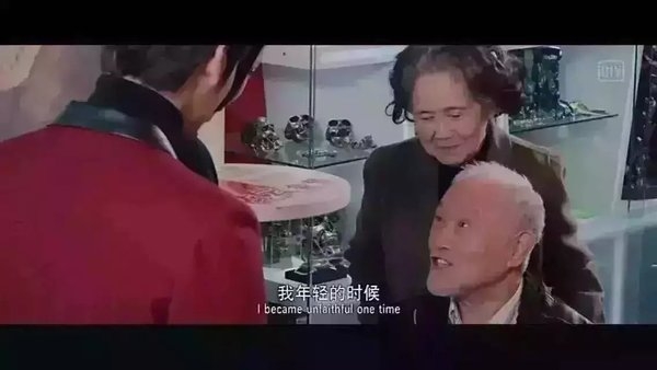 这不是把他腿打断了搞笑文字图片