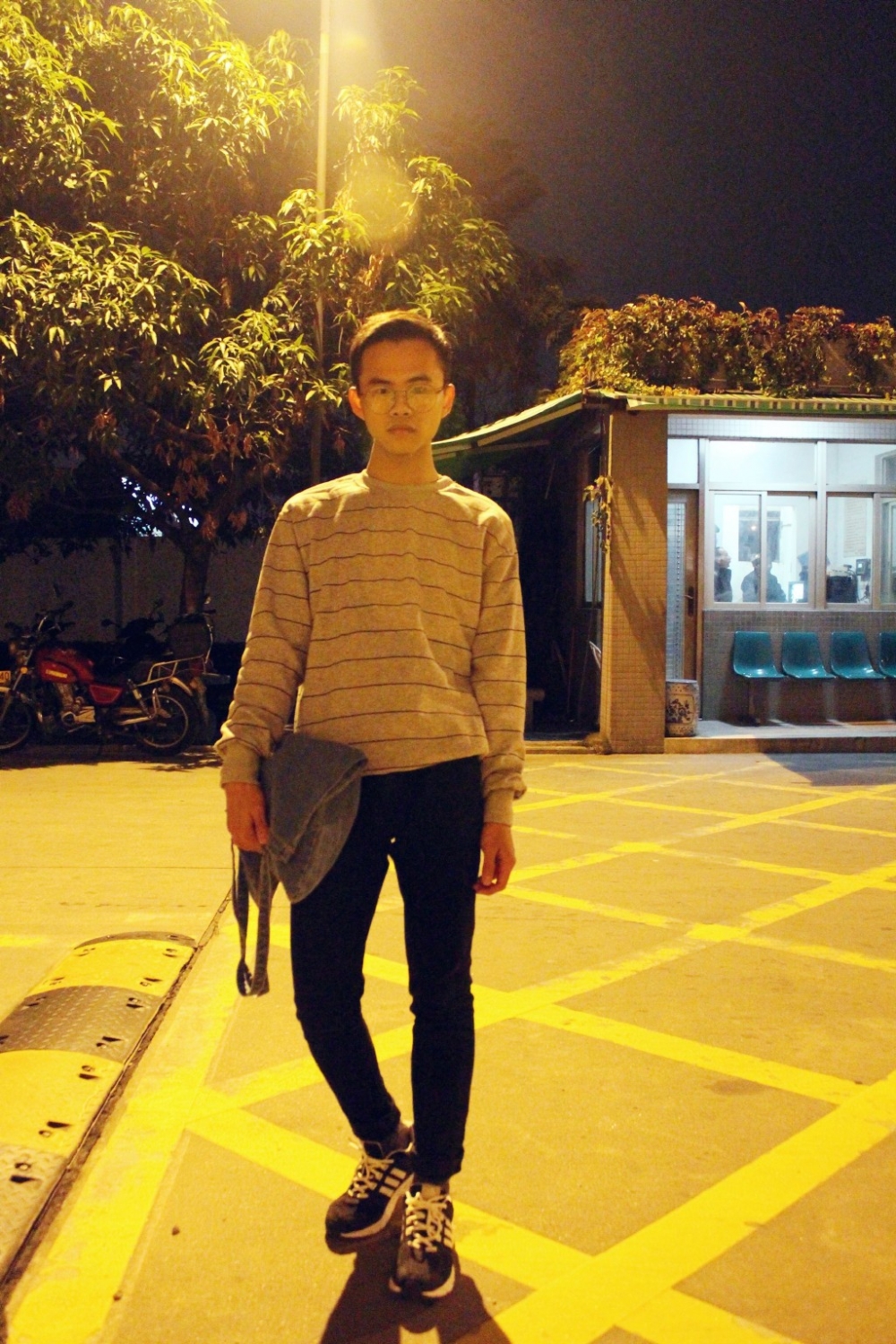 网红艾克里里可爱写真图片