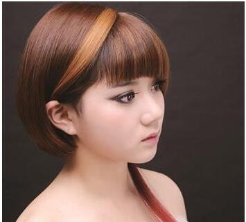 女士沙宣短发烫发造型图片
