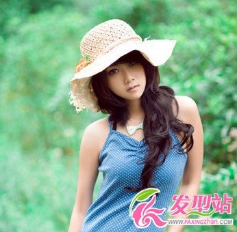 中长发女生优雅时尚卷发发型图片
