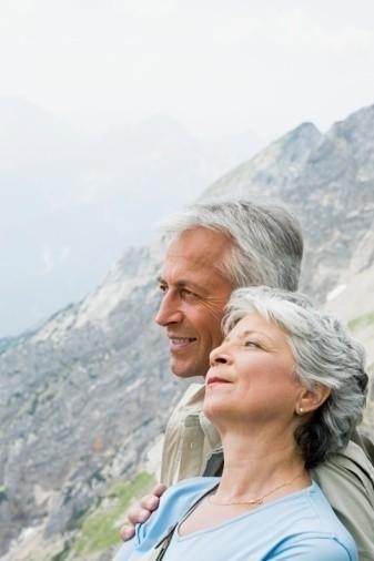 相爱相伴知道一生唯美的爷爷奶奶爱情图片