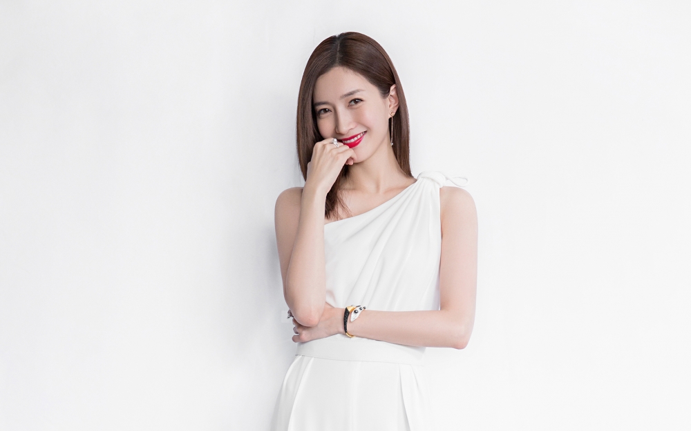 气质美女江疏影图片壁纸
