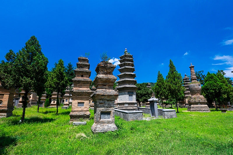 优美的嵩山少林寺风景图片