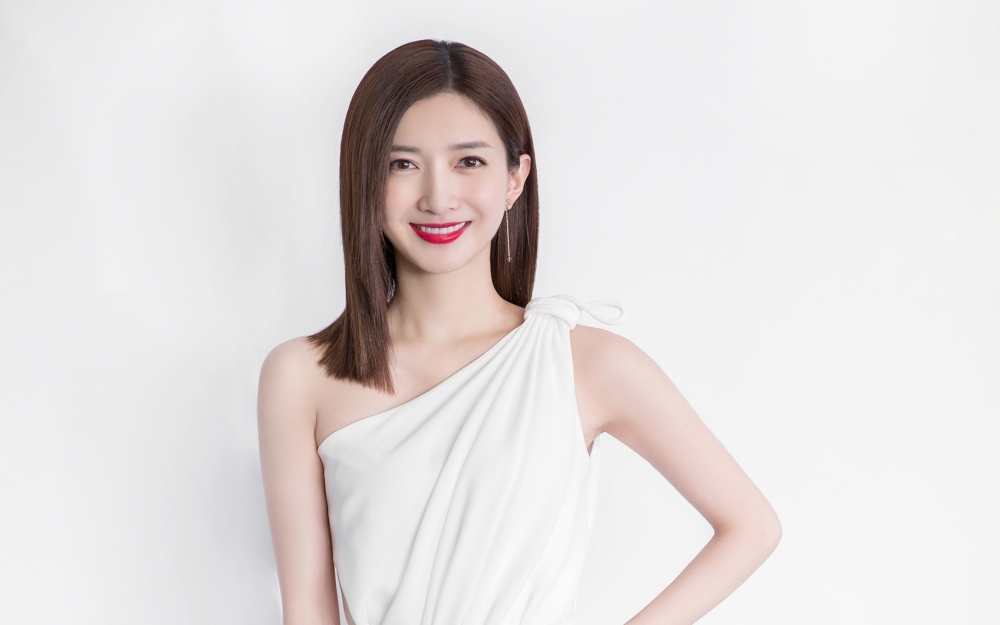 气质美女江疏影图片壁纸