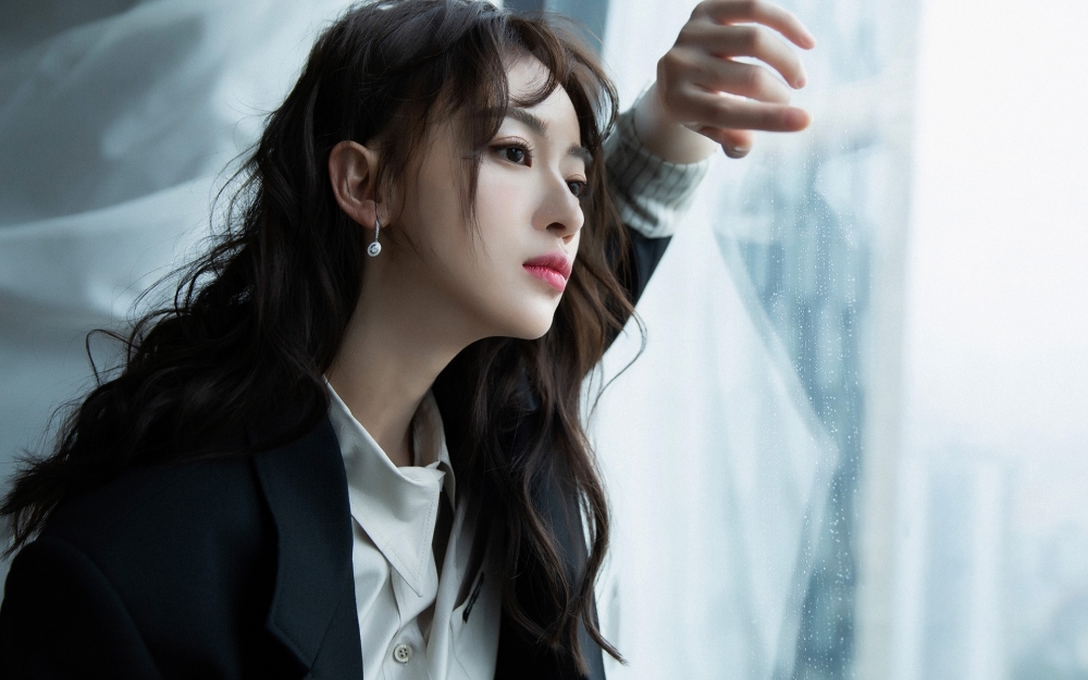 女明星吴谨言写真壁纸图片