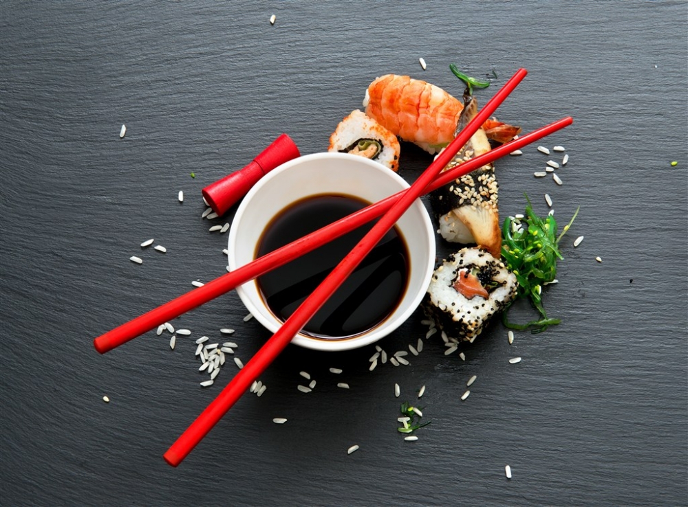 三文鱼寿司美食图片