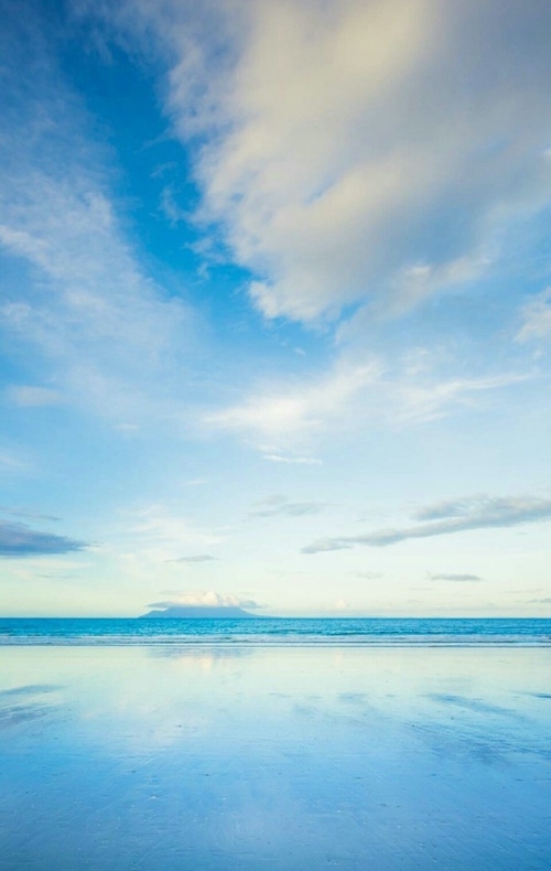 夏天的海边海景唯美意境图片