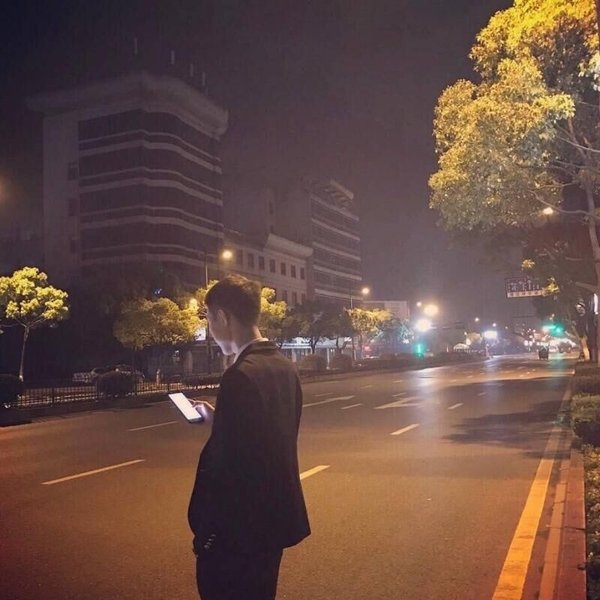 想喜欢一个人从年少到白首爱情图片