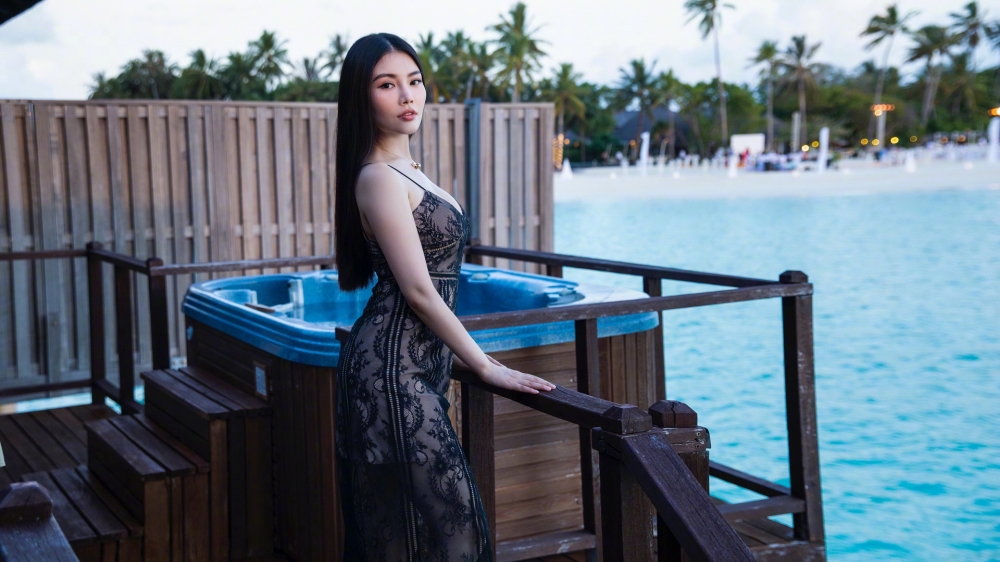性感女神徐冬冬湿身诱惑高清壁纸图片