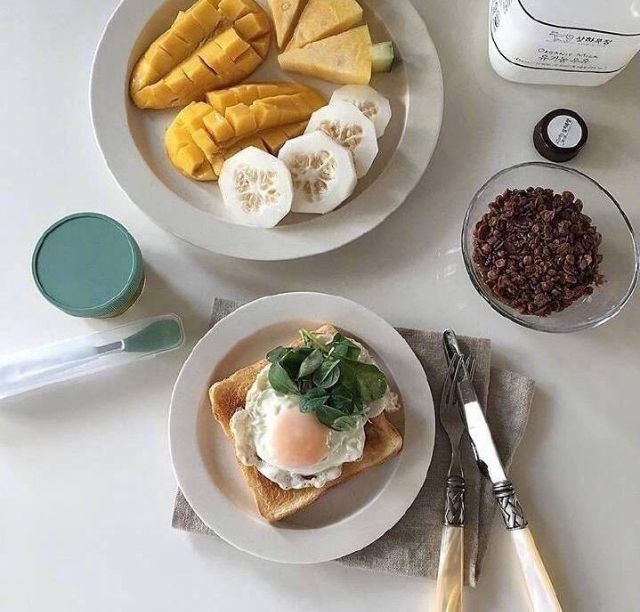 营养又健康的低脂早餐美食图片