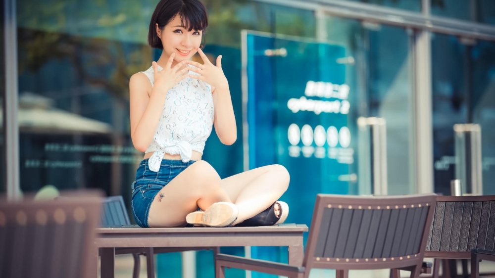 极品邻家少女高清图片壁纸