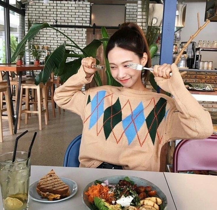 韩式穿搭可爱美女图片