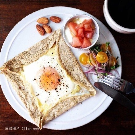 丰盛营养的美食早餐图片