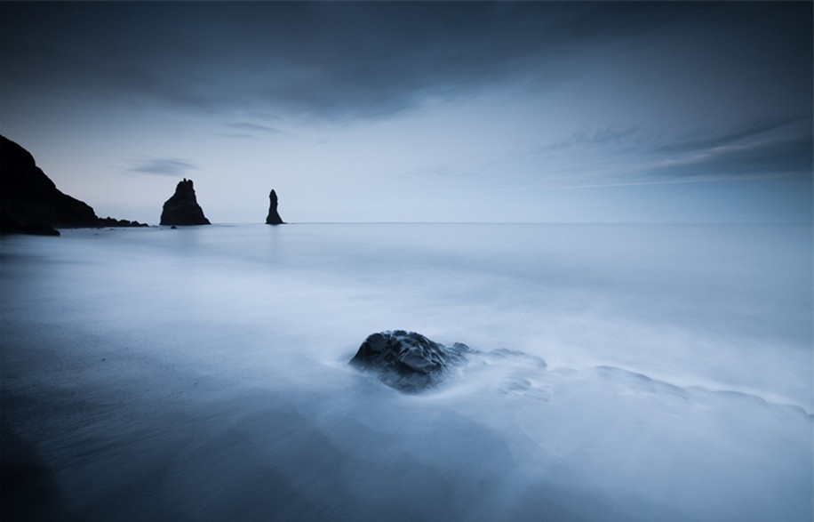 宏伟壮丽的冰岛迷人海风景图片