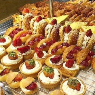 好吃新鲜面包美食图片