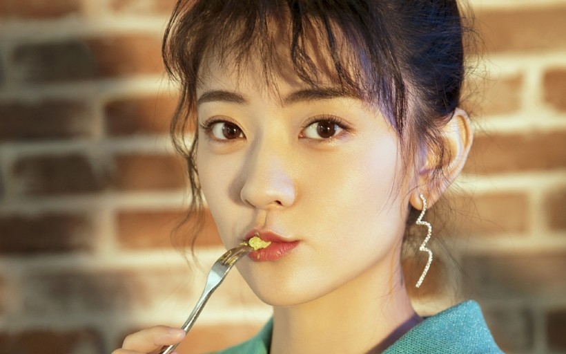 气质美女梁洁小清新写真壁纸