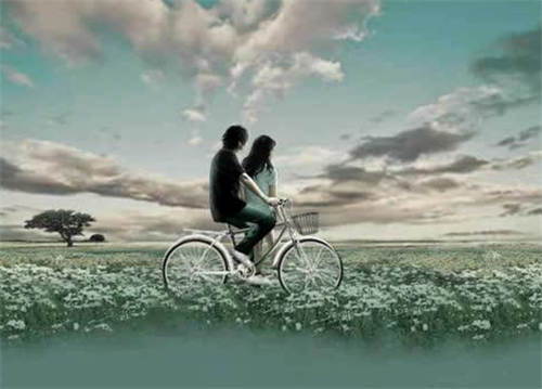 骑单车的情侣唯美图片