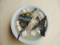 大补鱼头营养炖汤美食图片