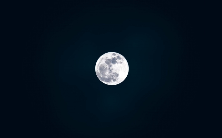 唯美的夜空总明亮的月光壁纸图片