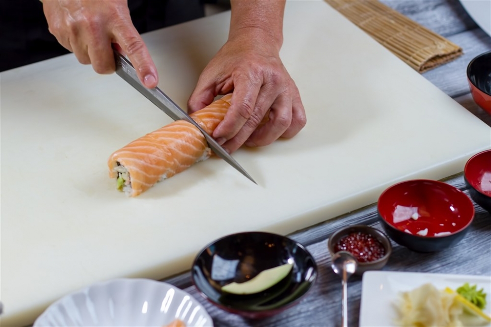 精美的寿司制作美食图片