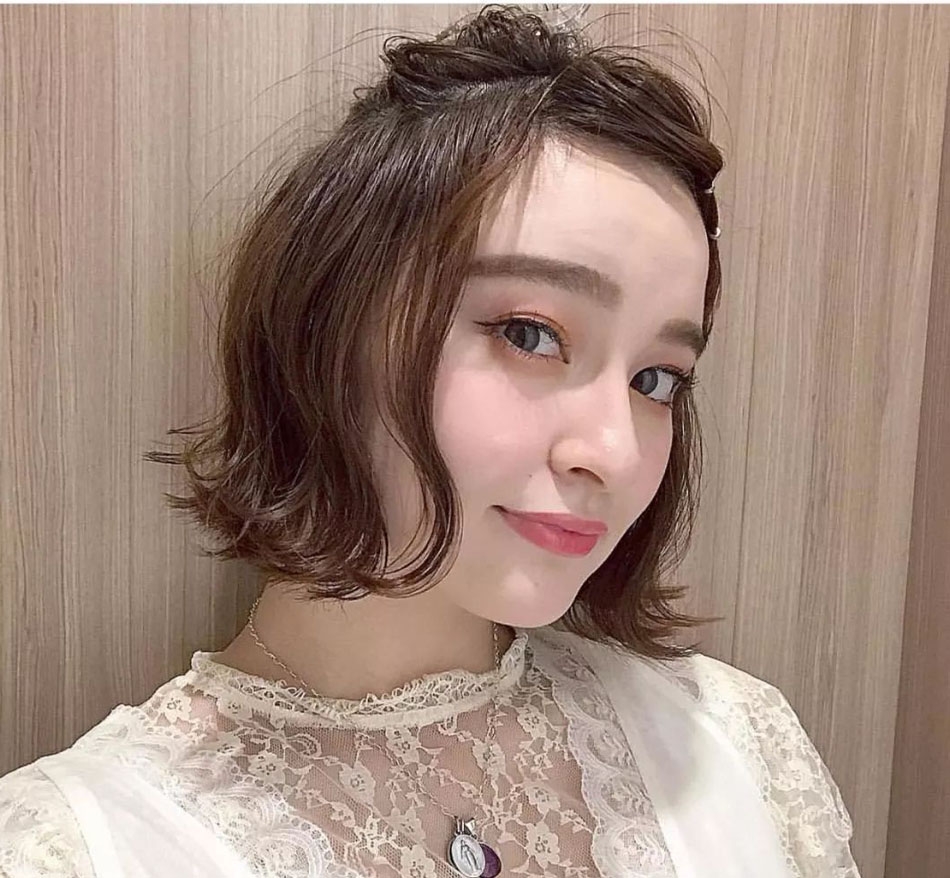 显瘦的齐下巴波波头短发发型图片