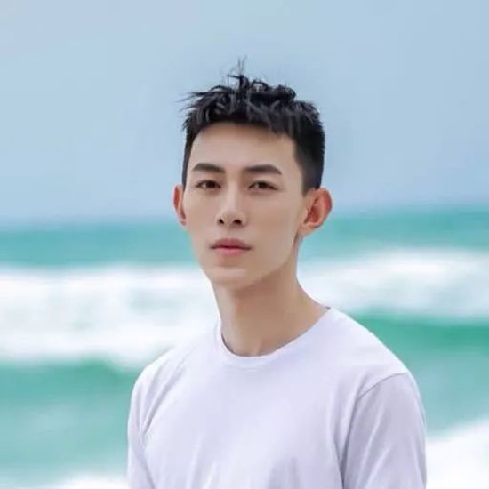 男士清爽的短发发型图片