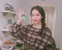 好看的小清新美女头像