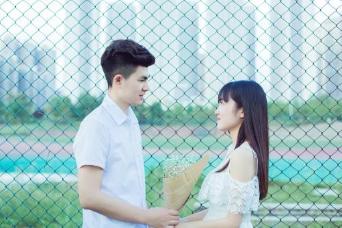 幸福甜美的情侣高清图片