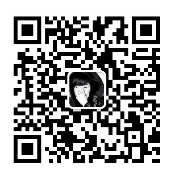 青青草地上的唯美户外婚纱照