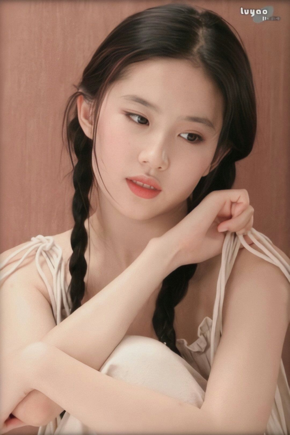 仙女姐姐刘亦菲甜美写真手机壁纸图片