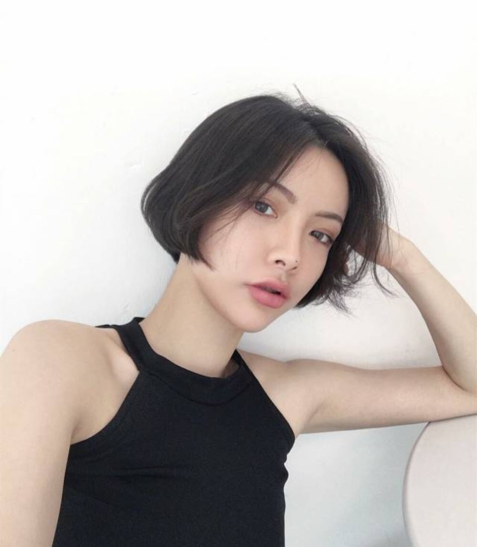 当今最流行的齐腮短发发型图片