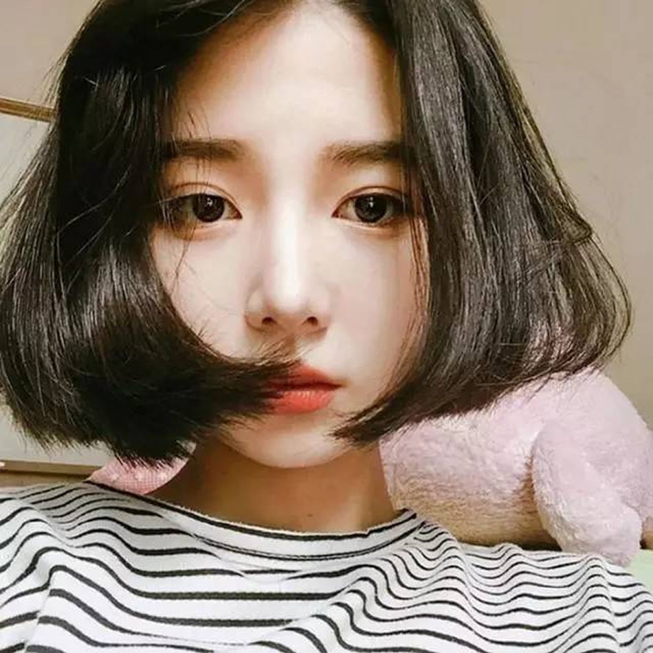 当今最流行的齐腮短发发型图片