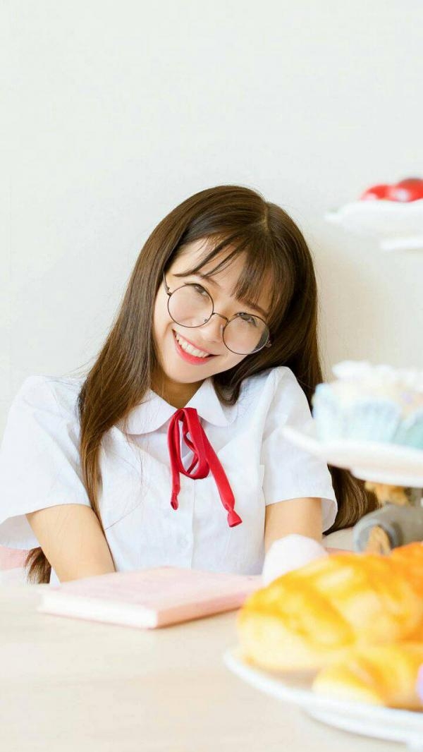 小清新美女萝莉户外唯美写真高清手机壁纸
