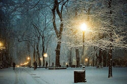 雪中的美丽城市风景小清新意境图片