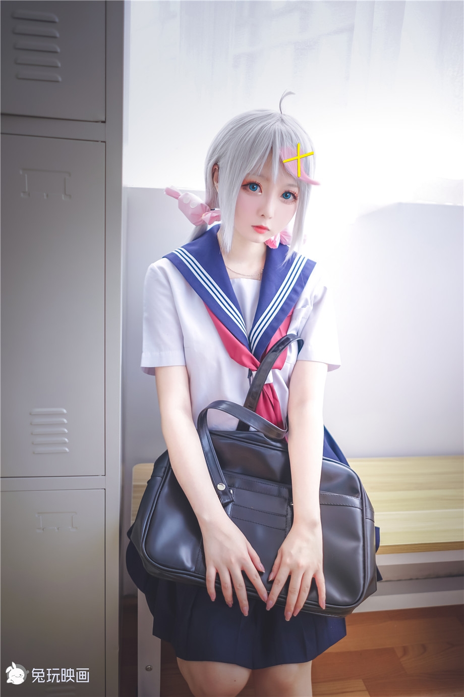 长发jk制服萌妹教室玩cos日系大胆摄影写真图片