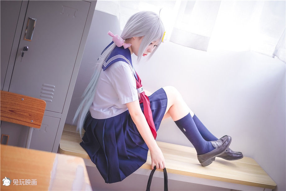 长发jk制服萌妹教室玩cos日系大胆摄影写真图片