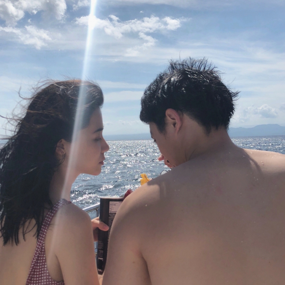 高颜值网红情侣合照自拍唯美小清新ins风头像背景图片