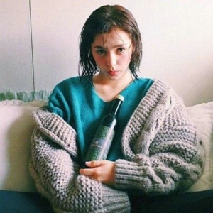高颜值气质网红美女完美侧颜性感身材女生高清qq微信头像