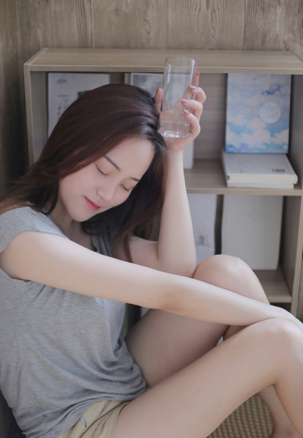 [MFStar] 2016.04.18 VOL.050 夏小秋秋秋 [52P]